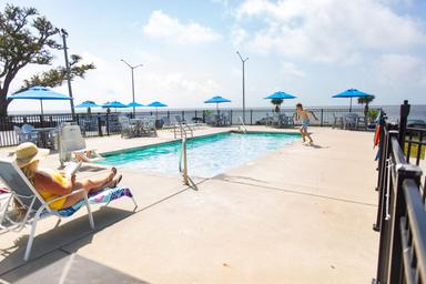 Gulf Beach RV Resort