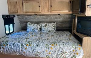 SKIP'N ROCKS PET FRIENDLY RV RENTAL
