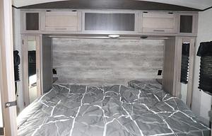 2022 Sunset Trail SS242BH RV rental photo 20