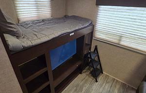 2018 Forest River RV Cherokee Arctic Wolf 315TBH8