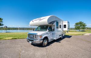 ***JUST RENOVATED RV ***  A Campers Dream!!!