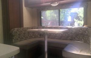 SUNSEEKER 25Ft W/ 3 SLIDES - RUSTY'S RV ADVENTURE