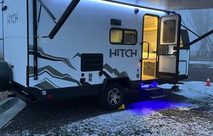 The Nomad Experience - NEW 2022 Cruiser Hitch
