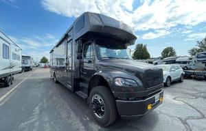 Brand New Dynamax DX3! luxury on wheels