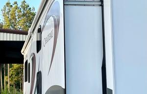 2016 Thor Motor Coach Chateau 31E Bunkhouse