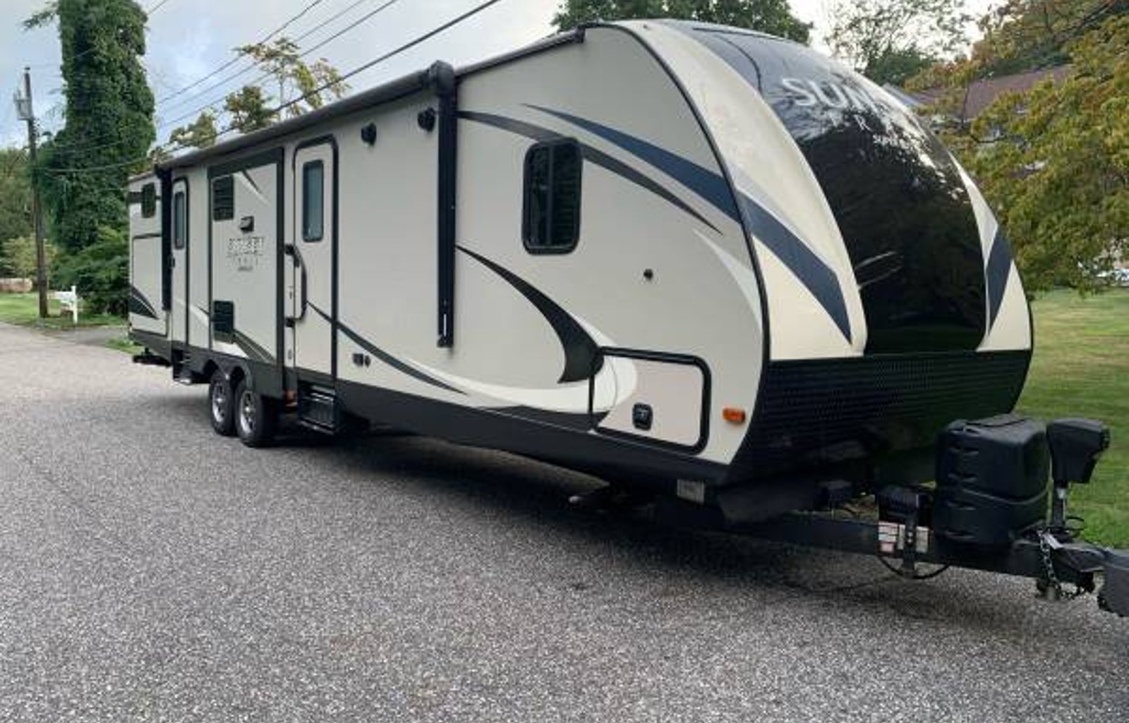 2017 CrossRoads RV Sunset Trail Super Lite SS331BH