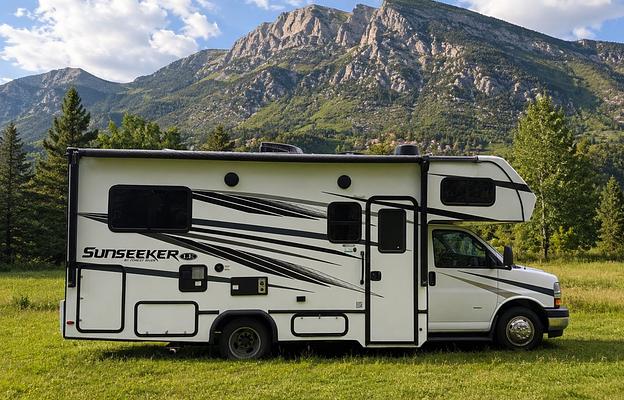 Forest River Sunseeker – Family Fun Easy to Drive