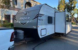 The Hendersons Jayco Jay Flight 261BHS