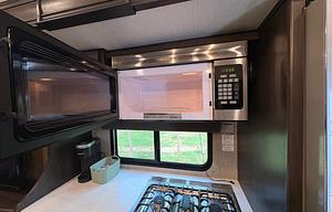 2023 Grand Design Reflection 367BHS RV rental photo 20