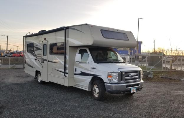 PHOEBE - 2017 Coachmen RV Leprechaun 230CB
