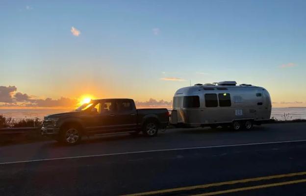 2017 Airstream RV Flying Cloud 23FB HAL 611