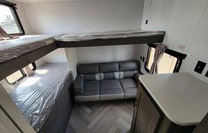 Ellie- 2023 Forest River RV EVO Lite 2750QBX