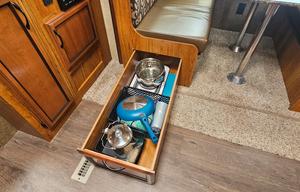 Wonder Wagon - 2017 Starcraft Autumn Ridge 245DS