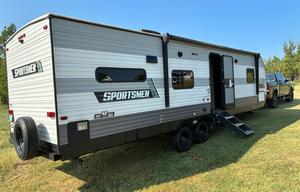 2022 KZ Sportsmen SE 301RKSE