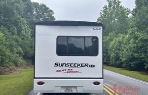 Forest River RV Sunseeker LE 3250DSLE Ford