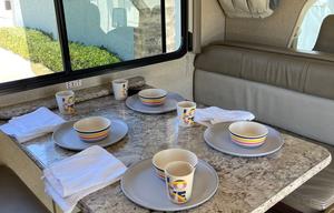 Family Rv 2020 Thor Motor Coach Four Winds 23U
