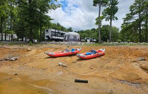 Fully Stocked Camper great for Families or Couples