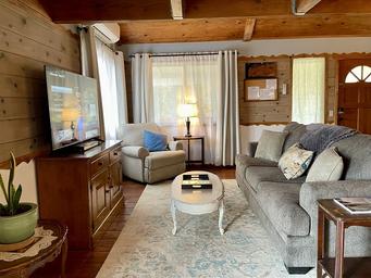 Sierra Mountain Lodge