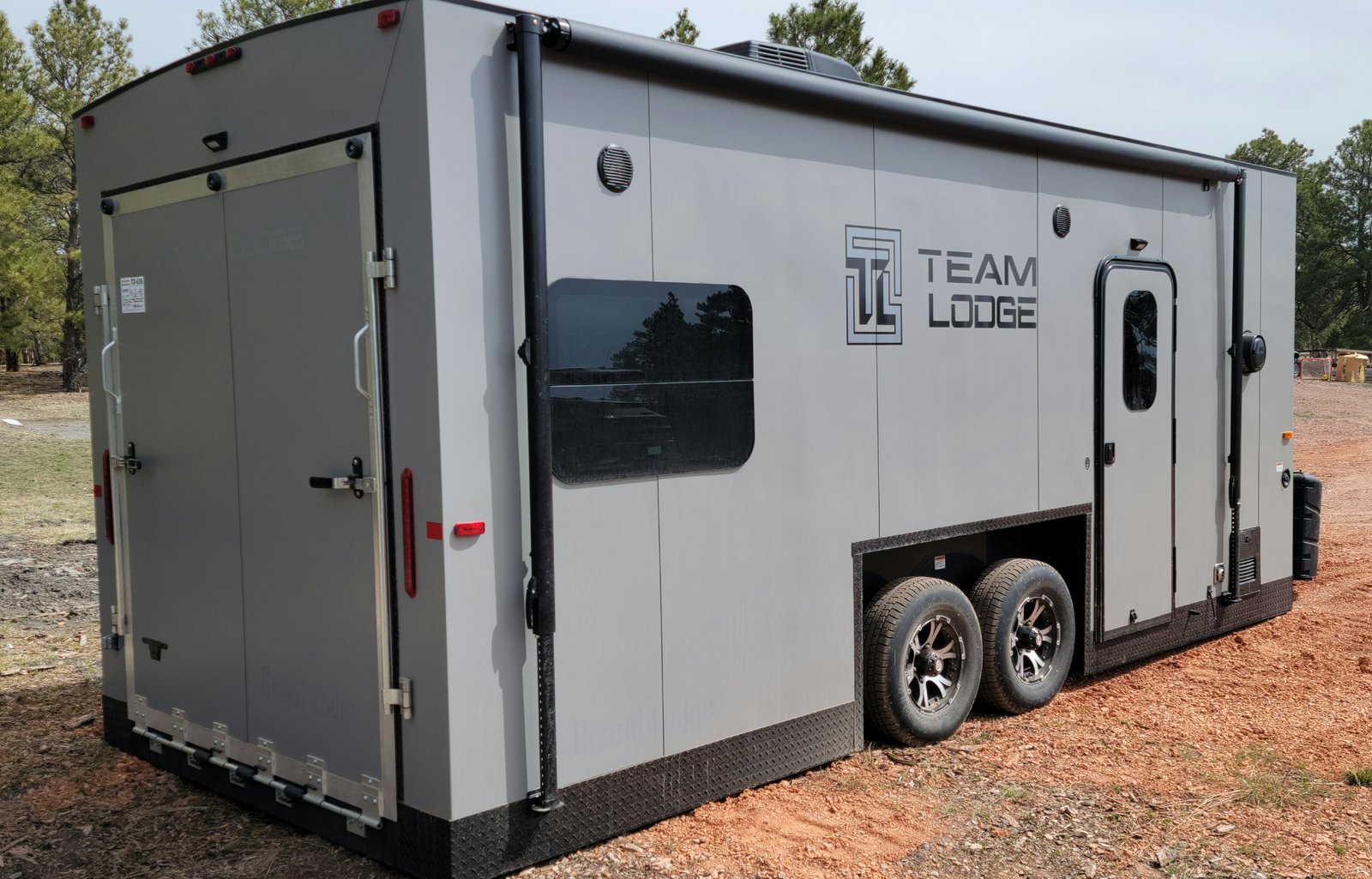 2024 Off Grid  Camper/ Toy Hauler / Office
