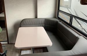 2020 Winnebago Minnie Winnie 31K