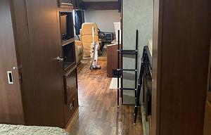 Adventure-Ready Bunkhouse RV – Sleeps 8