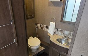 2 Baths, Washer/Dryer, 2 A/Cs, King Bed, Sleeps 6