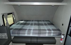 2022 Coachmen RV Catalina Summit Series 7 184BHS