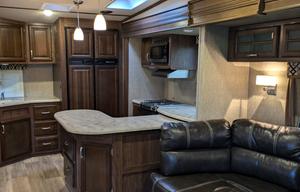 2017 Dutchmen RV Denali 293RKS