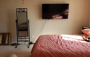 2017 2 Bed/2 Full Ba 43' 5th Wheel + Pool and Hot Tub Option + 2 Bed / 2 Ba House Option
