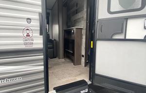 2022 Coleman The Destiny Series Sedona