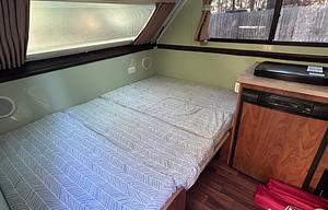 Light A-frame Pop-up, Towable Trailer