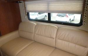 34 FT Thor Hurricane, with outdoor TV, kitchen