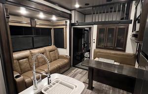 2020 Dutchmen RV Voltage V3635