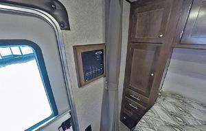 NEW RETRO VINTAGE RV  - DELIVERY ONLY