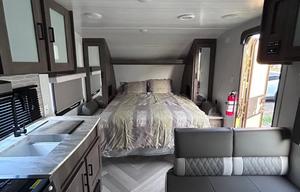 2023 Wildwood X-Lite 171RBXL RV rental photo 4