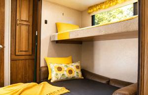 2 Bedroom/2 Bath w tub Luxury Fifth WheelGWTX 2797