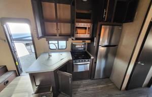 2018 Forest River RV Cherokee Arctic Wolf 315TBH8