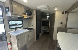 2026•Sleeps 8•Full Bunks•Slide-Out•Outdoor Kitchen