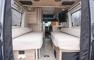2020 Winnebago Boldt 70BL 4x4