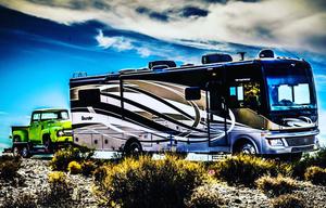 Renovated Bounder 33C Loaded 4 Fun/Great Floorplan