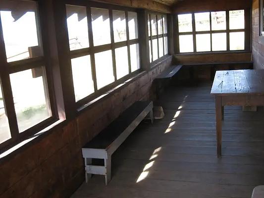 001, Loop: AREA PORCUPINE CABIN