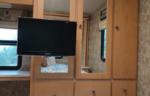 Beautiful, Spacious, Easy Driving Winnebago!
