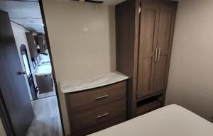 2019 Keystone RV Hideout 295BHS