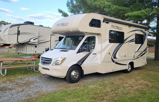 2018 Thor Motor Coach Freedom Elite 24FE