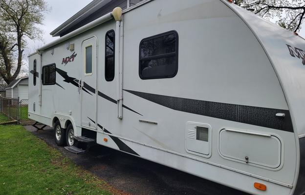 2011 KZ Coyote 23CMS RV rental photo 1