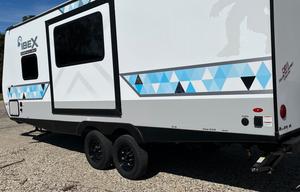 Scott & Kristie’s Happy Camper