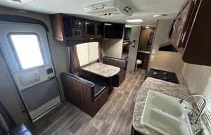 Great for small SUVs camper!! Bunkhouse!!