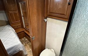 2013 Coachmen RV Leprechaun 317SA Ford 450