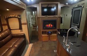 FULLY STOCKED FAMILY RV | WE DELIVER & SET UP