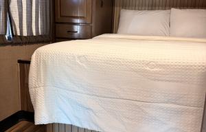 2019 Thor Motor Coach 28A Majestic